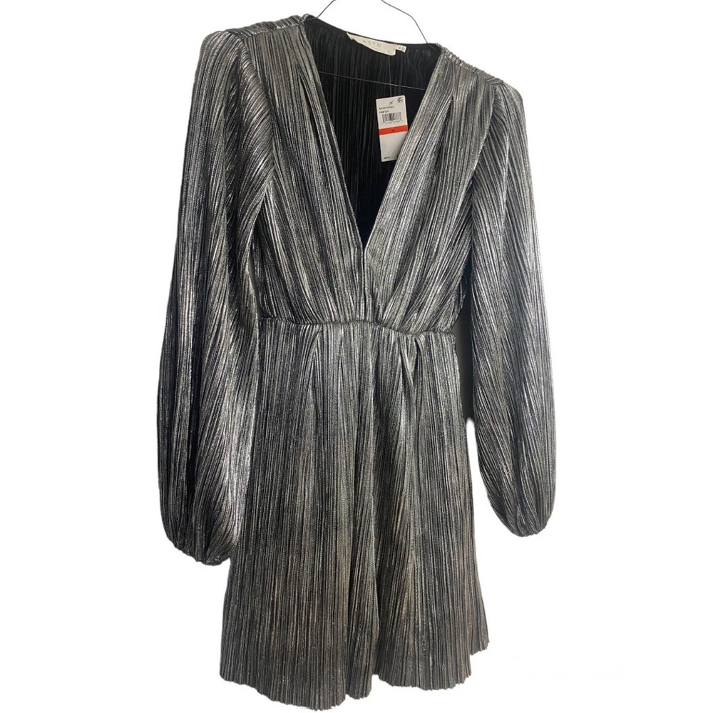 Absolutely gorgeous NEW dress Size XS